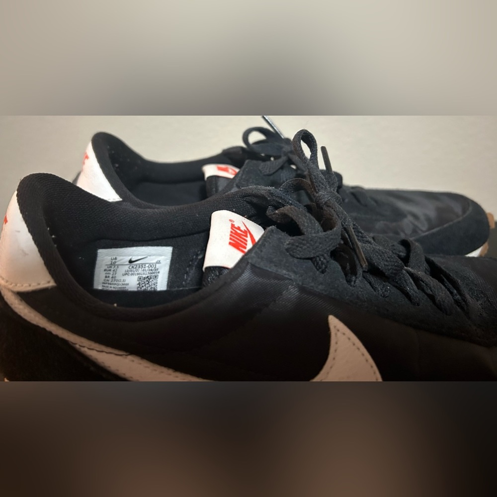 Nike Daybreak Black Gum Sole Running Sneakers- size 10 - Picture 8 of 10